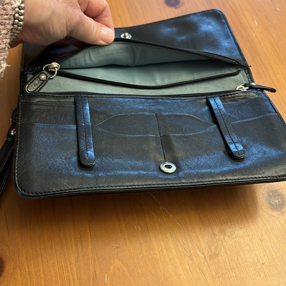 COLE HAAN Alexa Leather Wristlet Wallet Black Bi-Fold Buckles Pockets Cards - Picture 8 of 9